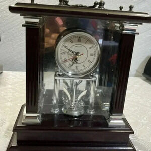 Wallace Silver Smith vintage clock M